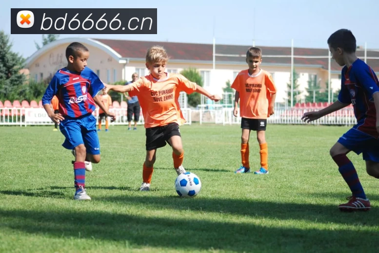 穆里尼奥压哨逆转晋级，欧冠附加赛抽签再遇皇马，淘汰赛对阵全解析_本菲卡_国米_本菲卡